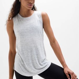 NWT Athleta Breeze Tank Size M